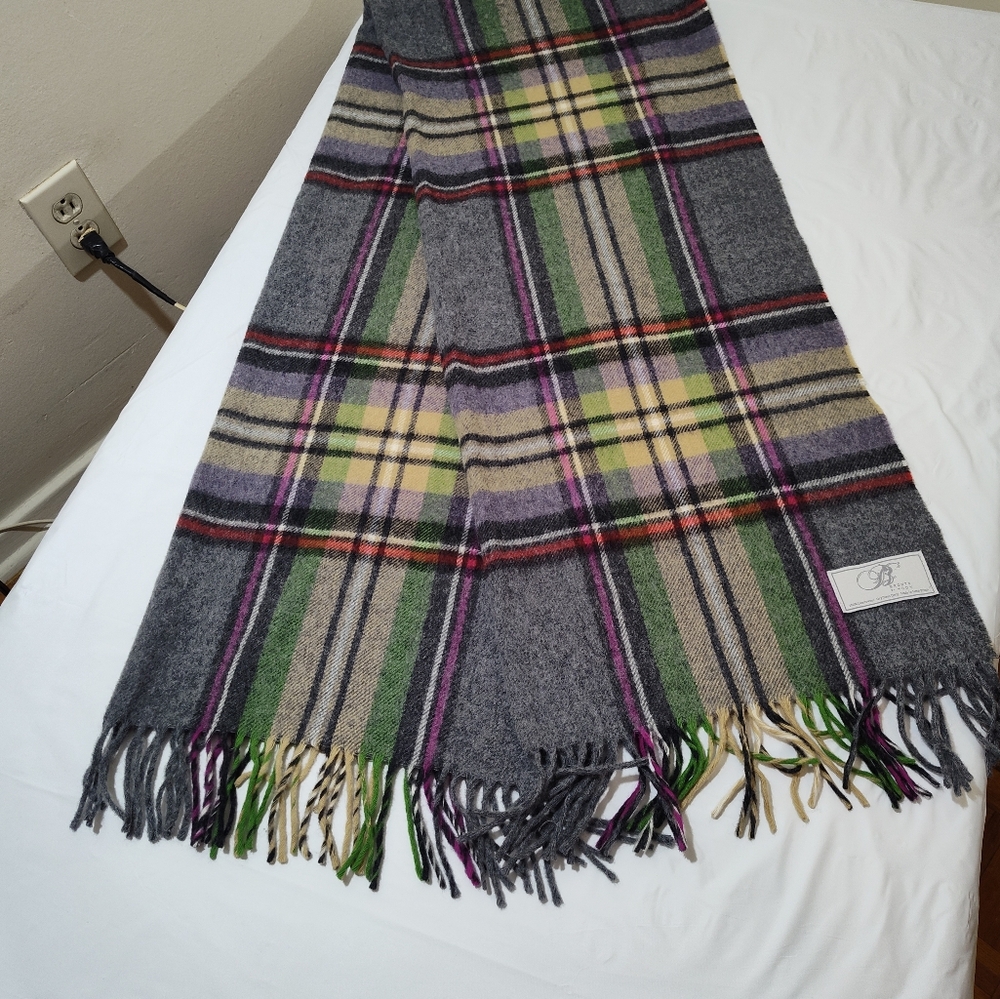 Bronte scarf/wrap - Picture 6 of 6
